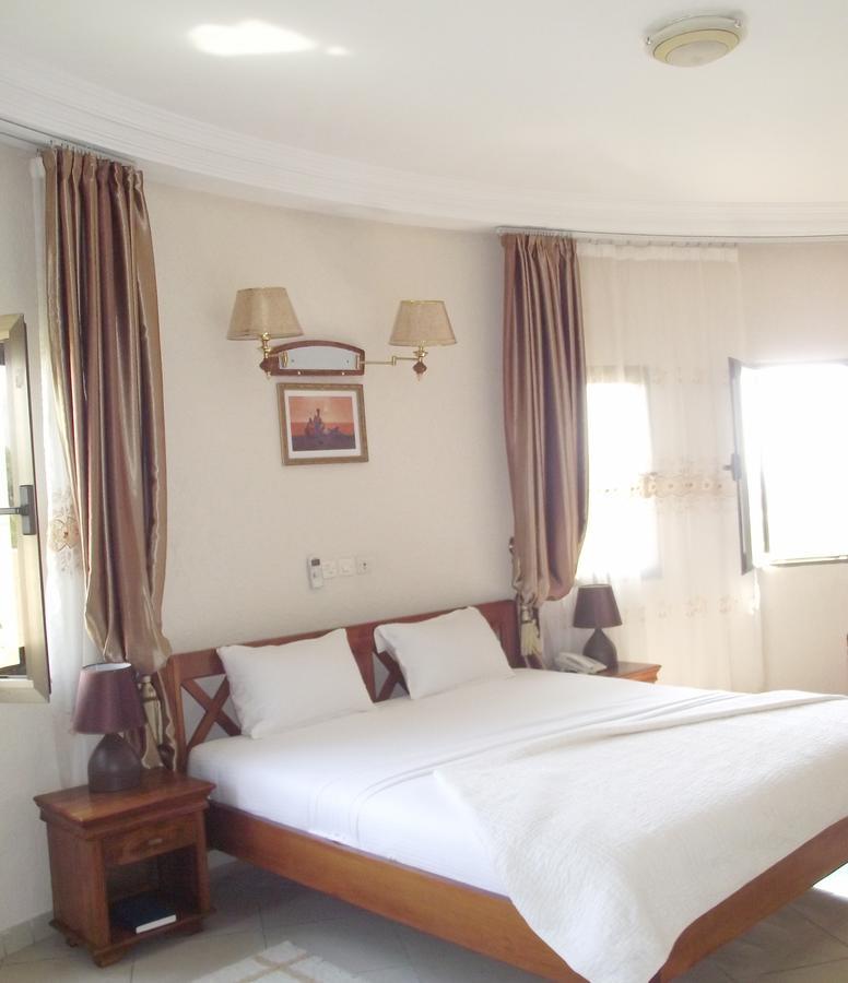 Hotel Ghis Palace Baguida Eksteriør bilde